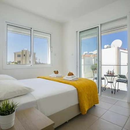 Protaras Sandy Toes Villa Paralimni