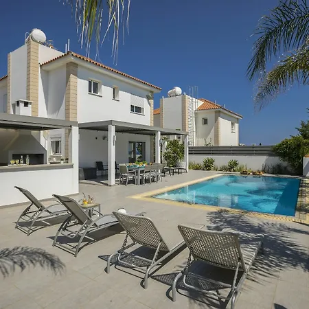 Protaras Sandy Toes * Paralimni